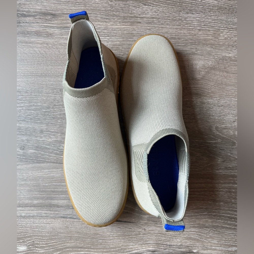 Rothys Chelsea size 9 sage green